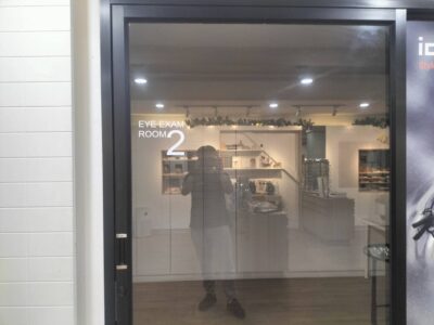 ร้านทำสติ๊กเกอร์ติดกระจก