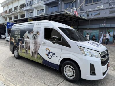 สติ๊กเกอร์ติดรถตู้