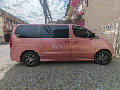 สติ๊กเกอร์ติดรถตู้